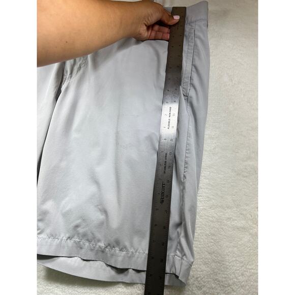 Travis Mathew Grey Golf Performance Shorts 10” Inseam Mens Size 40 Waist - Picture 11 of 12